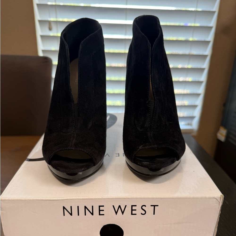 Nine West Black Peep-Toe Heeled Boots 6.5